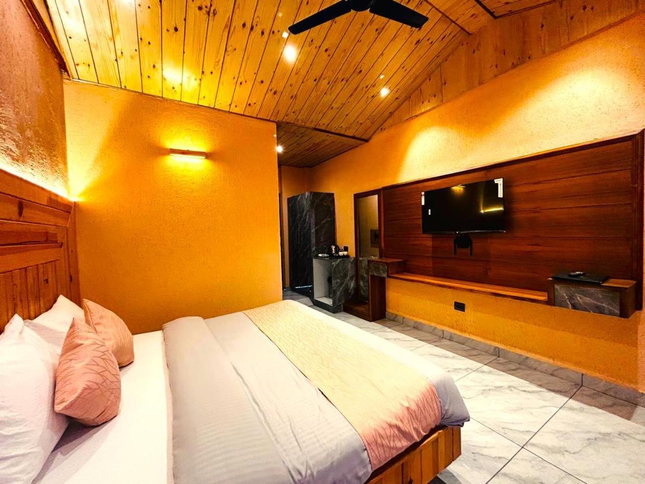 Living On The Edge A Luxury Stay Mussoorie Kültér fotó