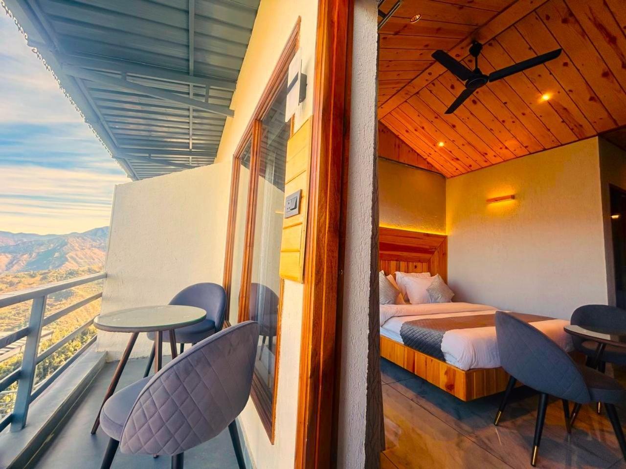 Living On The Edge A Luxury Stay Mussoorie Kültér fotó
