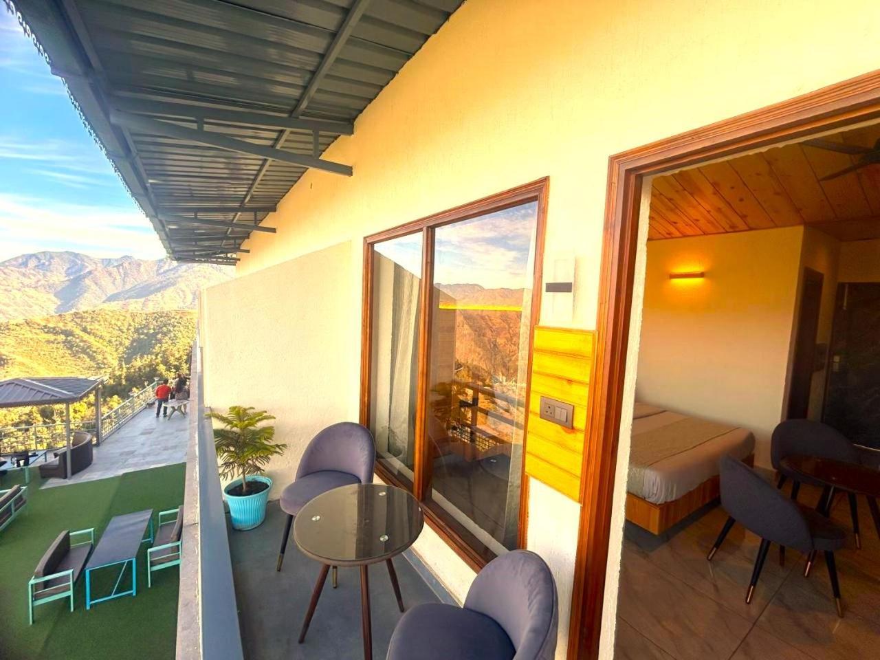 Living On The Edge A Luxury Stay Mussoorie Kültér fotó
