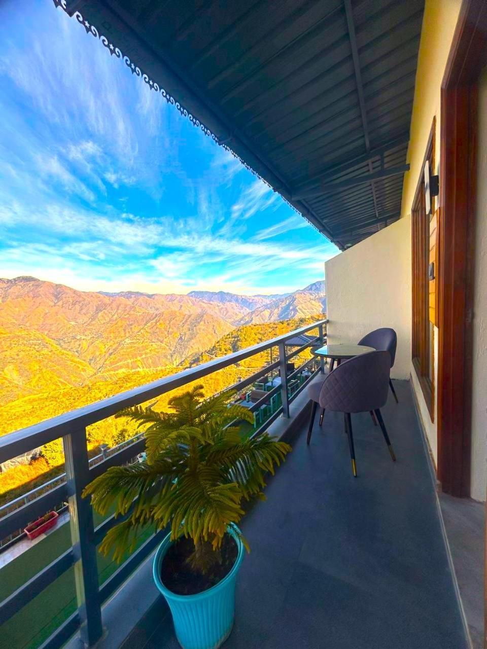 Living On The Edge A Luxury Stay Mussoorie Kültér fotó