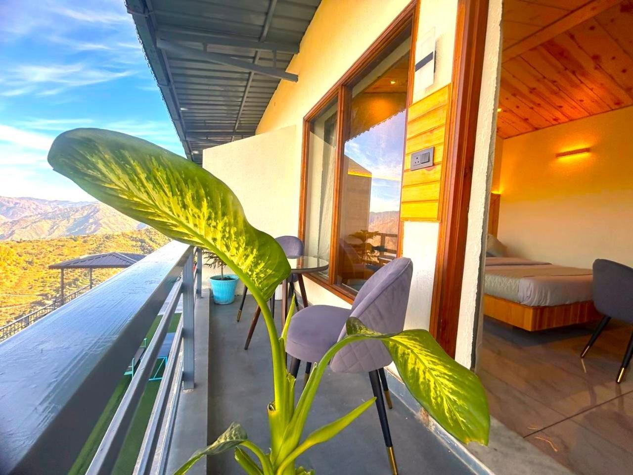 Living On The Edge A Luxury Stay Mussoorie Kültér fotó